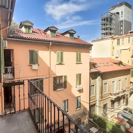 Apartment Joivy Light Isola *